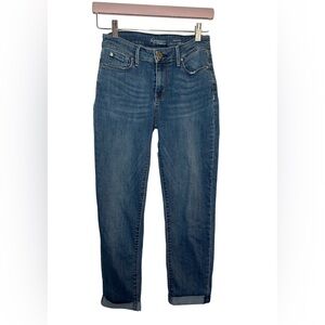 Signature Levi Strauss & Co. Women’s Modern Slim Cuffed Jeans‎ Size 26 EUC